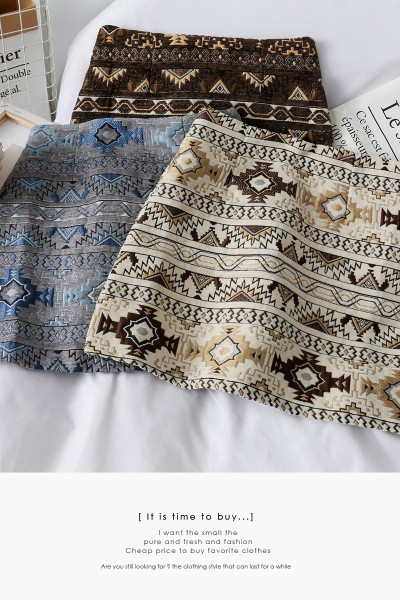 Jauna modeļa stilīgi sieviešu svārki un augsta jostasvieta un izšuvumi