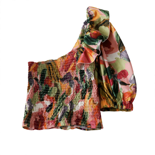 Elasztikus női blúz rövid modell egyujjal és virágmintával