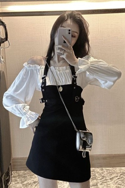 Moderna sieviešu īsā kleita ar garām piedurknēm un nolaižamām piedurknēm