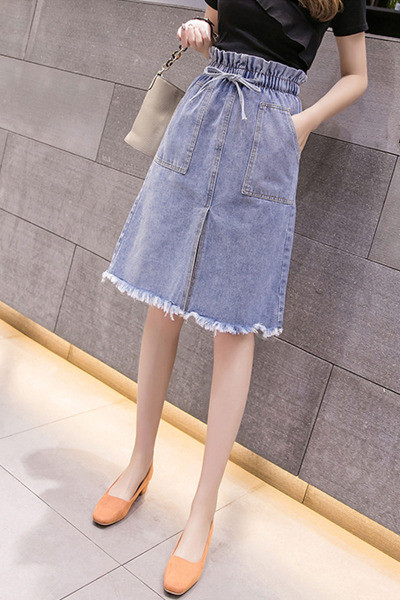 Ikdienas sieviešu svārki ar saitēm un kabatām