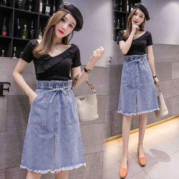 Ikdienas sieviešu svārki ar saitēm un kabatām