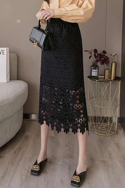 Moteriškas nėriniuotas sijonas elastingu juosmeniu