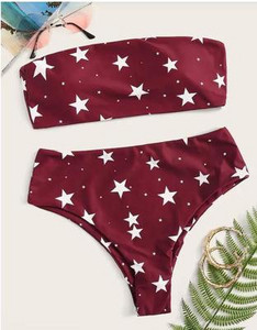 Divatos női kétrészes fürdőruha csillagokkal és magas derekú nadrággal