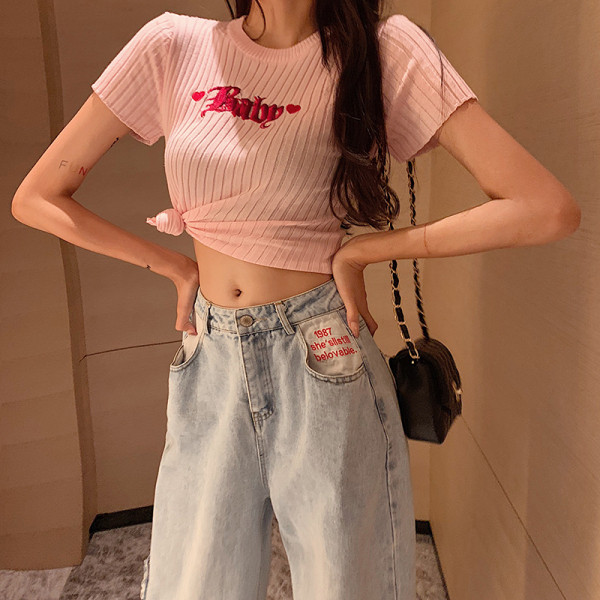 Model nou de blugi de dama de primavara cu motive rupte si talie inalta - model drept