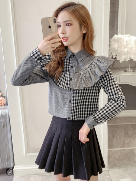 Uue mudeli ruuduline naiste särk nööpide ja lokkidega