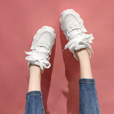 Ženske sportske tenisice od eko kože sa grubim đonom i vezicama