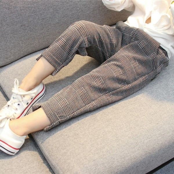 Dječje karirane hlače s džepovima za djevojčice