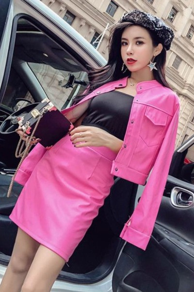 Дамски комплект от кожена пола с висока талия и яке с копчета 