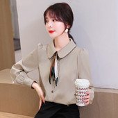 Ikdienas sieviešu krekls ar klasisku apkakli un pogām