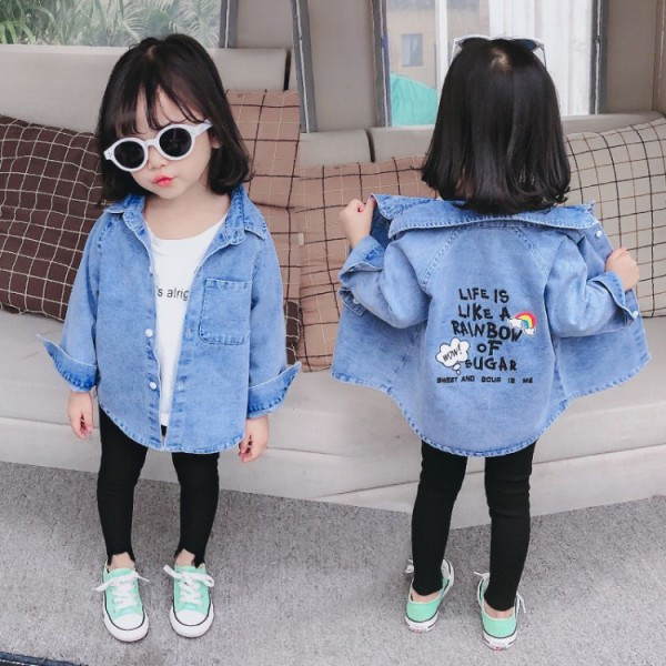 Paprasti vaikiški marškiniai su siuvinėjimais mergaitėms