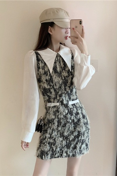 Modern, testhezálló női ruha, hosszú ujjal