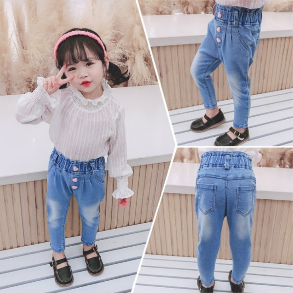 Mūsdienīgi bērnu džinsi ar elastīgu jostasvietu un kabatām