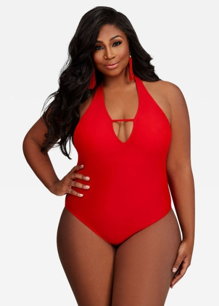 Didelio dydžio pilnas maudymosi kostiumėlis su petnešėlėmis