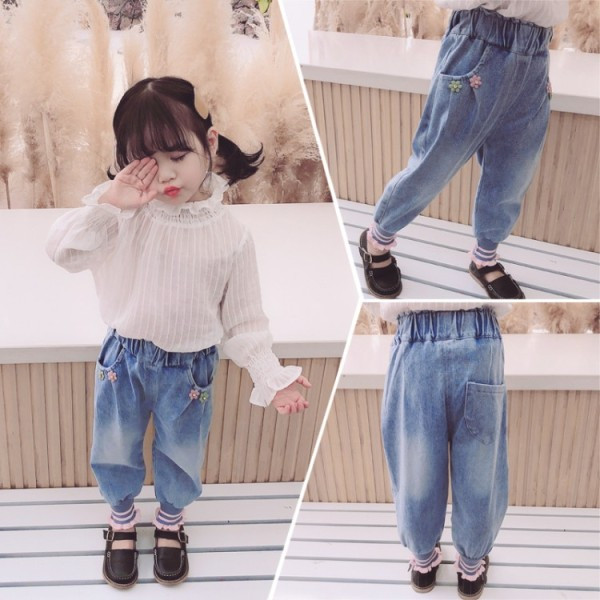 Blugi moderni pentru copii pentru fete cu buzunare si elemente 3D