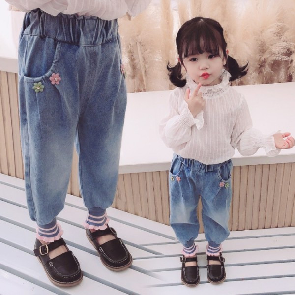 Blugi moderni pentru copii pentru fete cu buzunare si elemente 3D