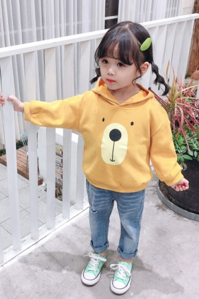 Laisva vaikiška palaidinė su aplikacijomis mergaitėms