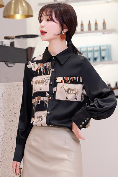 Alkalmi női ing klasszikus gallérral és színes rátéttel