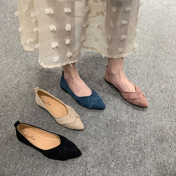 Sieviešu ikdienas mokasīni no eko zamšādas smaila modeļa