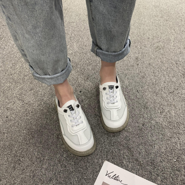 Sieviešu ikdienas kedas ar plakanu zoli un mežģīnēm no eko ādas