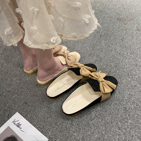 Eco velúrból készült hétköznapi papucs szalaggal