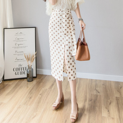 Ikdienišķi sieviešu svārki ar punktotiem šķēlumiem un augstu vidukli