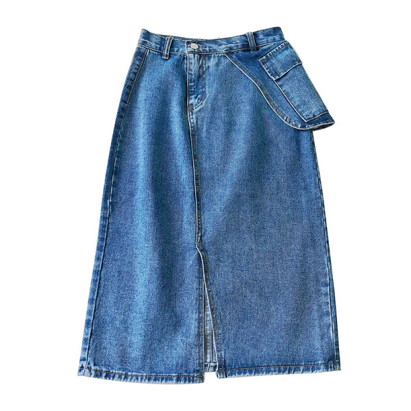 Női farmerszoknya hasítékkal és zsebbel