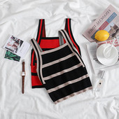 Piegulošs sieviešu strīpains topiņš ar platām lencēm