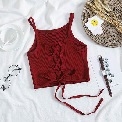 Дамски потник с тънки презрамки и изрязан гръб с връзки 