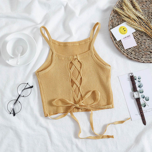 Дамски потник с тънки презрамки и изрязан гръб с връзки 