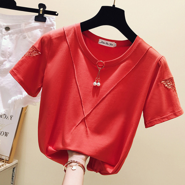 Moteriški marškinėliai trumpomis rankovėmis ir dekoratyviniais perlais