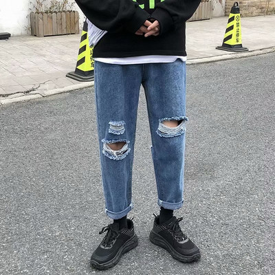 Tavaszi férfi farmer széles modell szakadt motívumokkal és méretekkel 3XL-ig