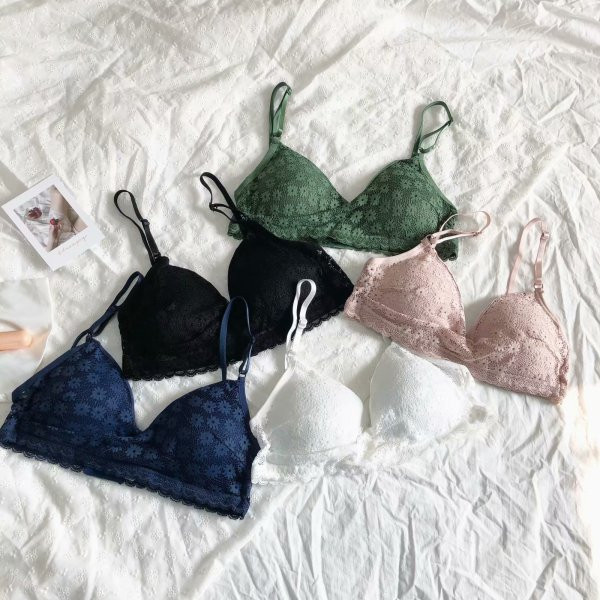 Sieviešu mežģīņu krūšturis ar polsterējumu