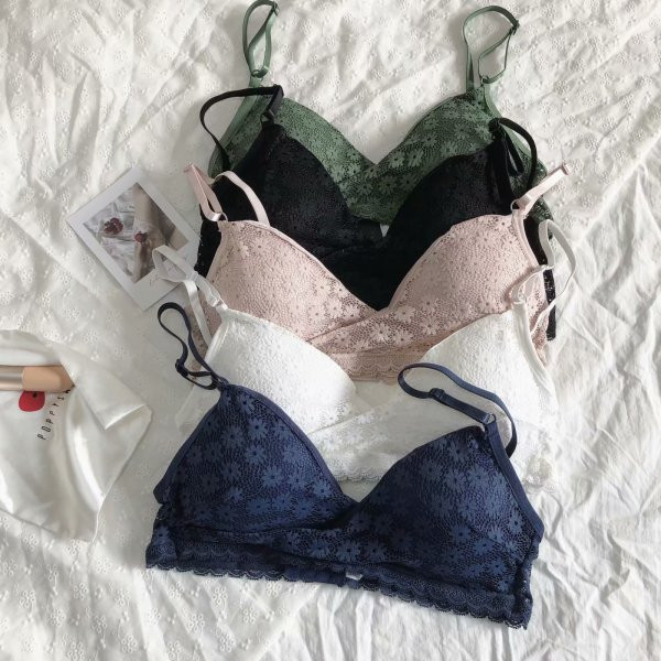 Sieviešu mežģīņu krūšturis ar polsterējumu