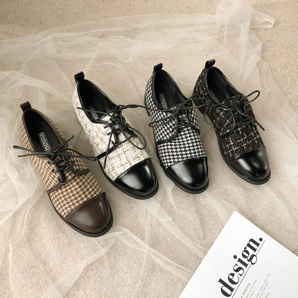 Jauns sieviešu ikdienas apavu modelis ar šņorēm un plakanu zoli