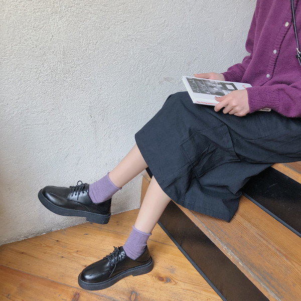 Sieviešu ikdienas apavi no eko ādas ar šņorēm