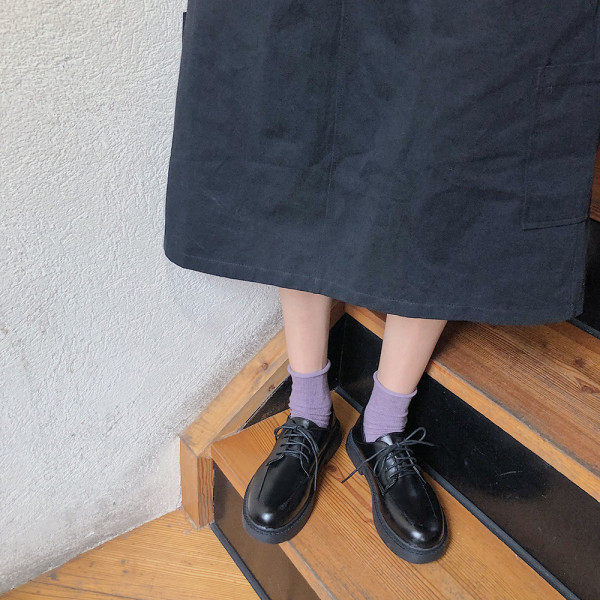 Sieviešu ikdienas apavi no eko ādas ar šņorēm