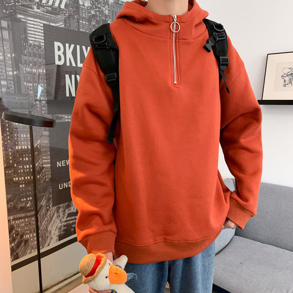 Sporta vīriešu sporta krekla plats modelis ar kapuci un rāvējslēdzēju