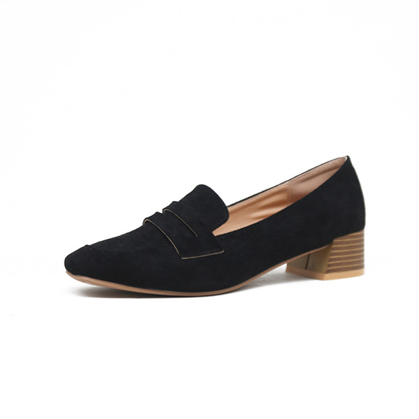 Νέο μοντέλο  γυναικεία παπούτσια από οικολογικό σουέτ με χαμιλό τακούνι