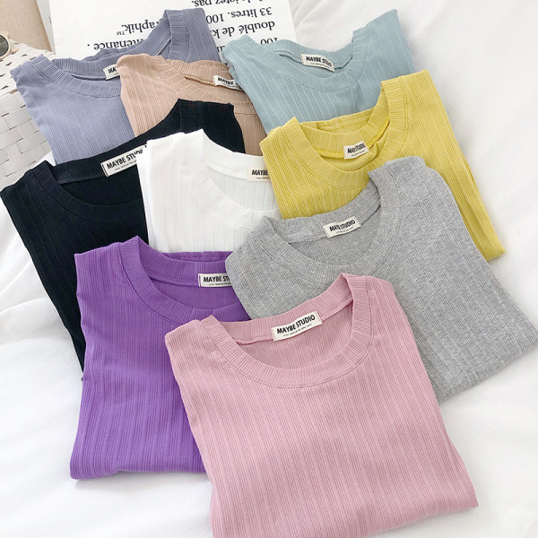 Καθημερινή γυναικεία μπλούζα με κοντό μανίκι και οβάλ ντεκολτέ