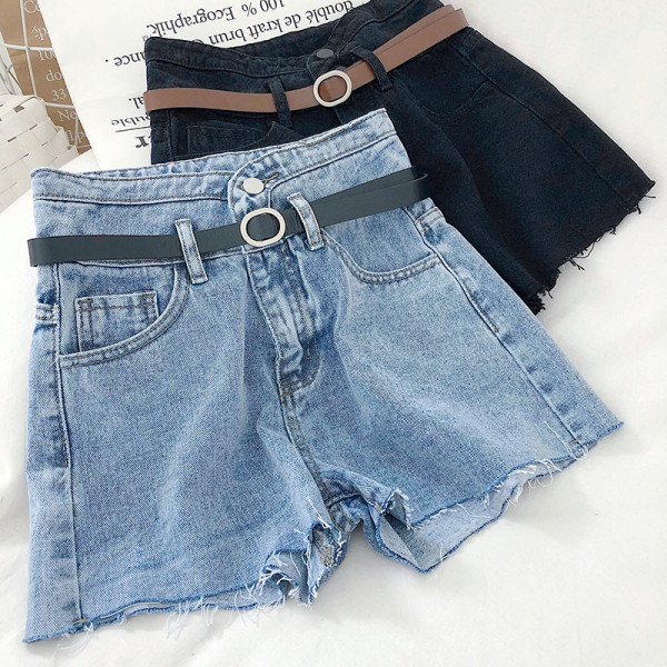 Rövid női széles farmernadrág magas derékkal és övvel