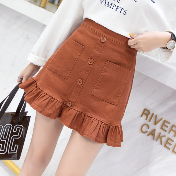 Trumpas moteriškas laisvalaikio sijonas aukštu juosmeniu, sagomis ir kišenėmis