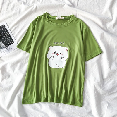 Γυναικείο μοντέλο φαρδιά μπλούζα με στρογγυλή λαιμόκοψη και κοντό μανίκι