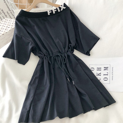 Lühikeste varrukate ja vöökoha lipsudega vabaaja naiste kleit