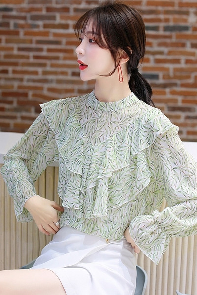 Γυναικείο  πουκάμισο από σιφόν με μακρύ μανίκι  με στρογγυλή λαιμόκοψη