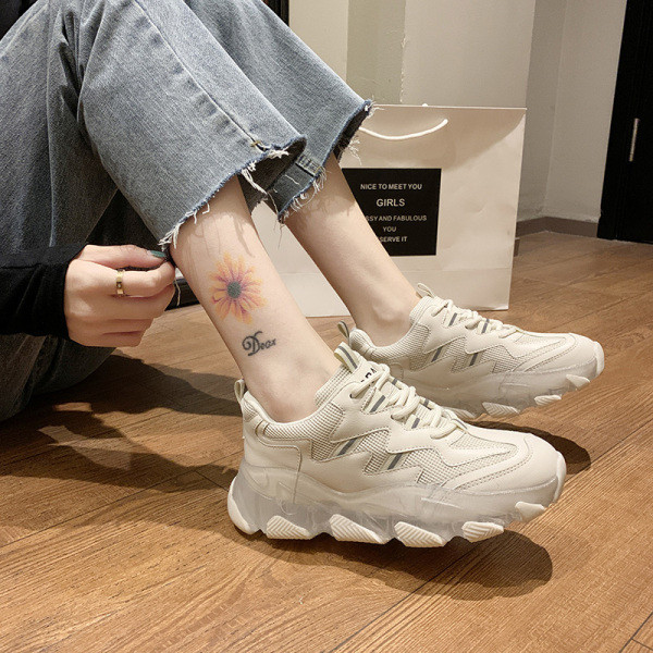 Novi model ženskih ležernih proljetnih tenisica sa grubim đonom