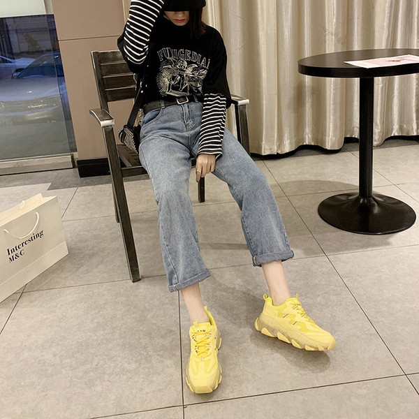 Novi model ženskih ležernih proljetnih tenisica sa grubim đonom