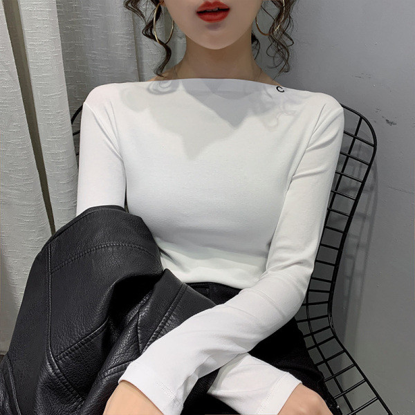 Lihtne valge naiste pluus