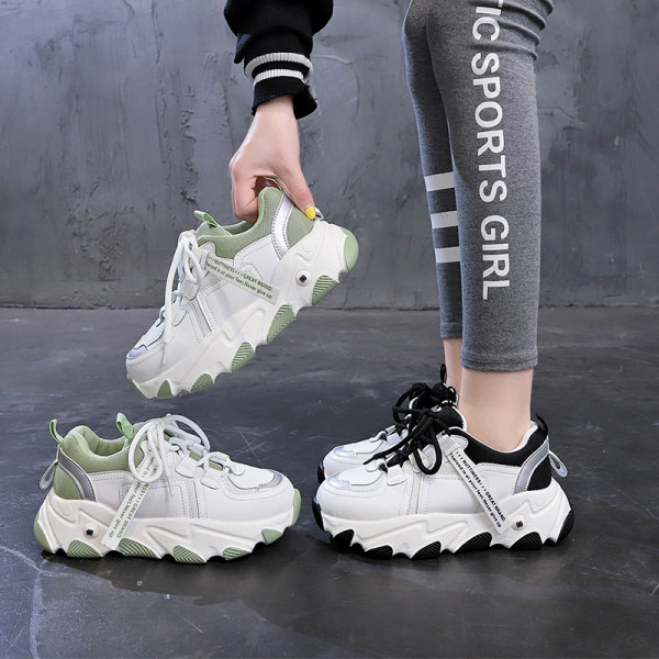 Eko bőrből készült alkalmi női tornacipő durva és magas talppal