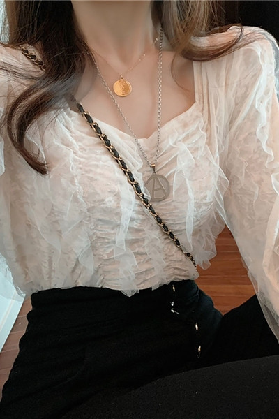 Retro aksominė moteriška palaidinė su tiuliu