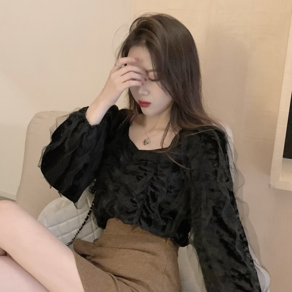 Retro aksominė moteriška palaidinė su tiuliu